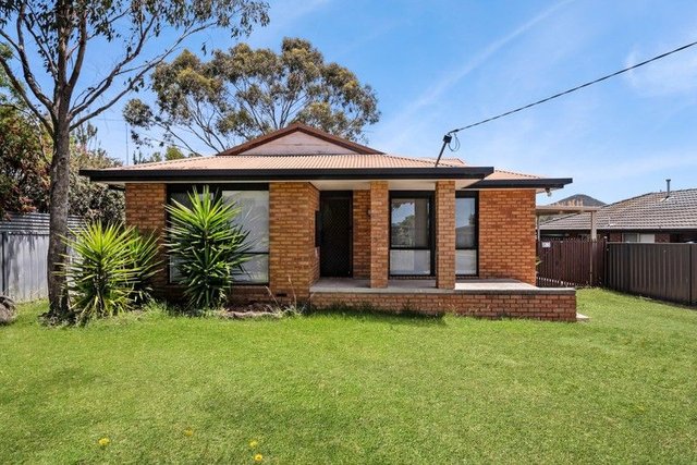2 Donaldson Drive, VIC 3658