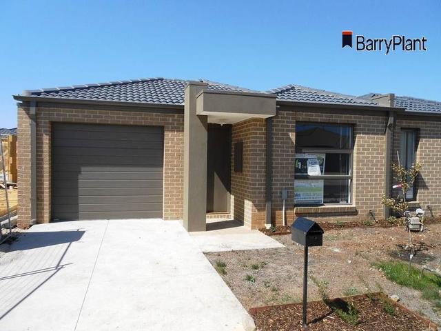 2/3 Mark  Drive, VIC 3029