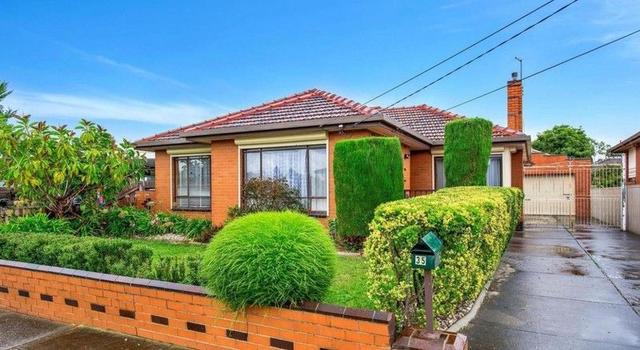 35 Chelmsford Crescent, VIC 3021