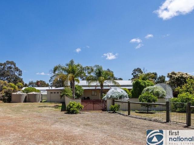 40 Redcourte Road, WA 6562