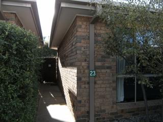 Entrance (2010-04-30)