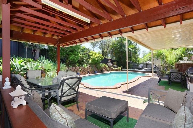 1 Jilpangi Crescent, QLD 4214