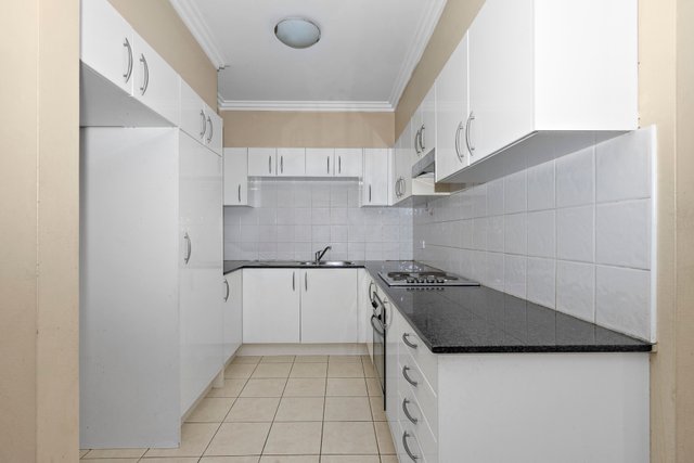 24/16-18 Fifth Avenue, NSW 2148