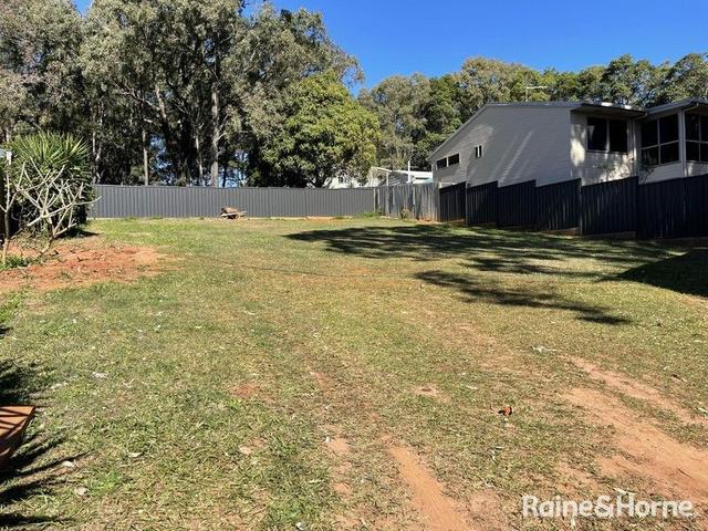 4 Peronne Avenue, QLD 4184