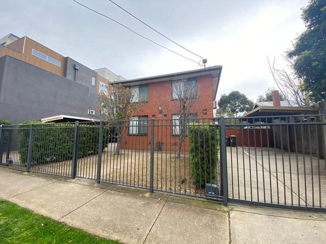 2/24 Salisbury, VIC 3030