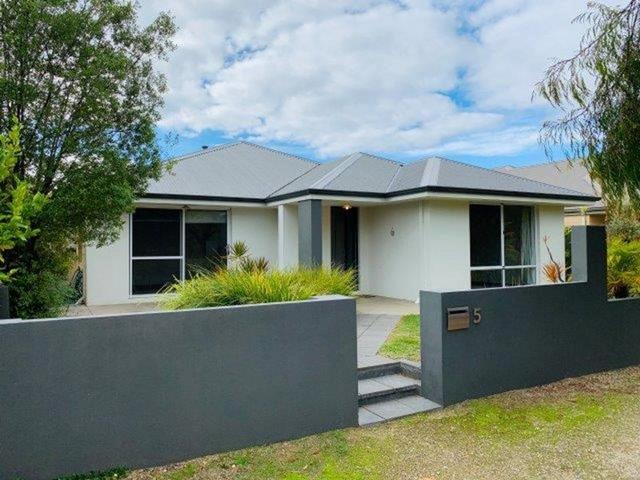 5 Cottage Drive, WA 6280