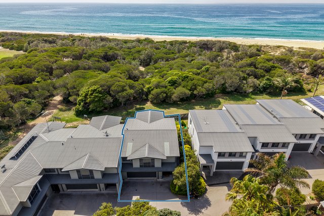 1/2B Surf Circle, NSW 2548