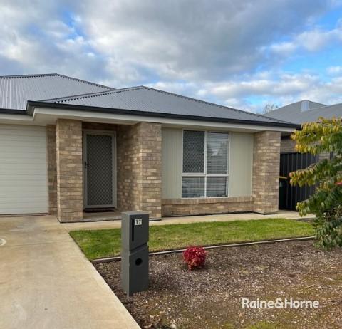 17 Heysen Circuit, SA 5114