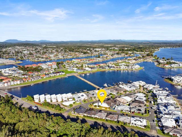 4 Harbourside Crescent, NSW 2444