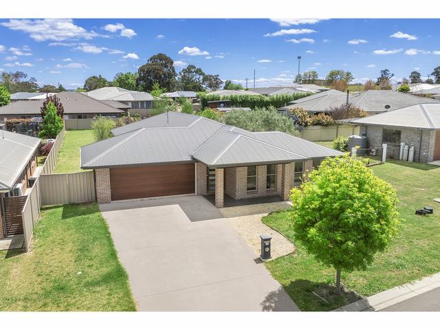 13 Spearmount Drive, NSW 2350