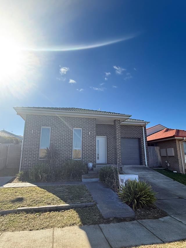 12 Murrjinelle Circuit, ACT 2914