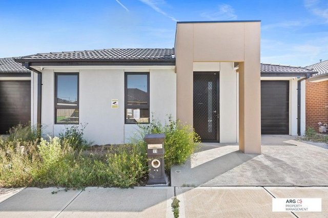 11 Farmington Road, VIC 3024