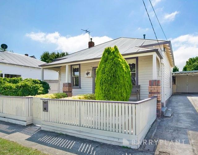 706 Doveton St N, VIC 3350