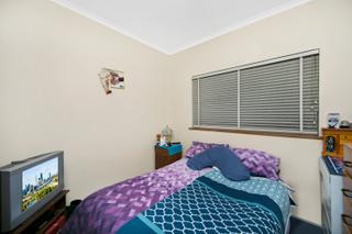 Bedroom 1 (2016-06-23)