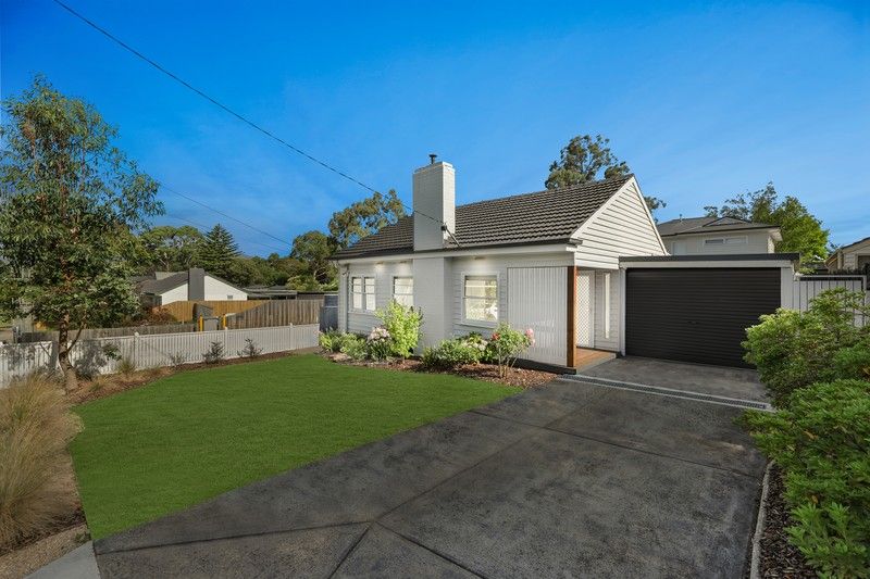 8 Ronald Road, Croydon VIC 3136 Allhomes