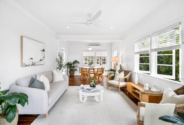 1 Iris Street, QLD 4121