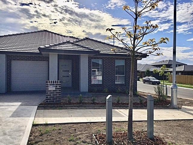 18 McKeown Street, NSW 2570