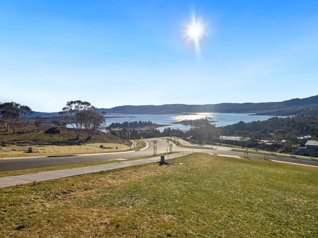 50 Barry Way, NSW 2627