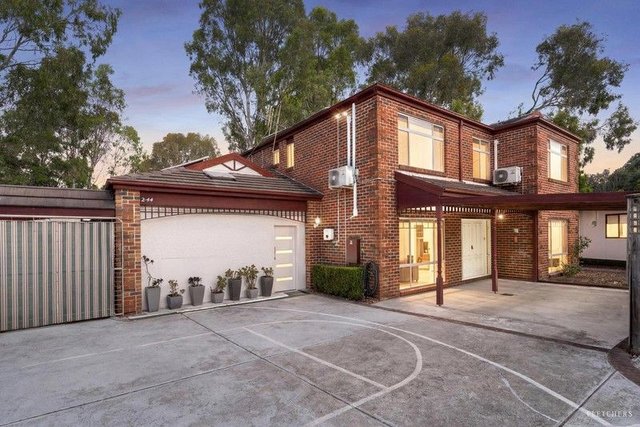 2/44 Stott Street, VIC 3128