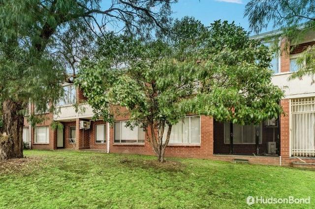 15/10-16 Wetherby Road, VIC 3108