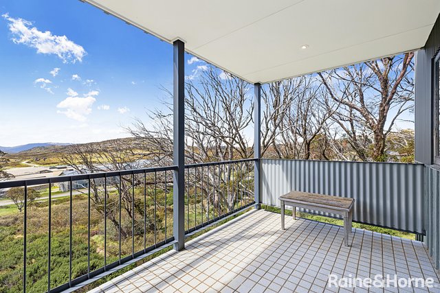 27/20 Candle Heath Road, NSW 2624