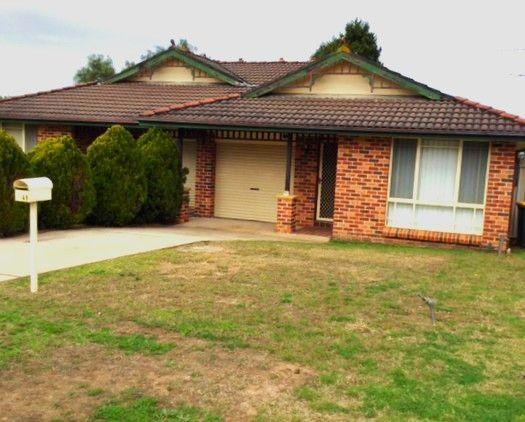 2/49 Cornelian Avenue, NSW 2558