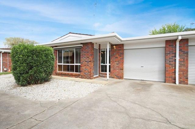 2/10 Robinson Street, VIC 3400