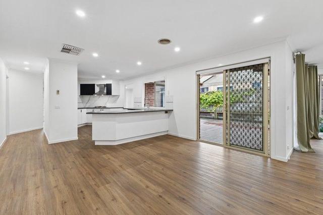 28 Hasluck Crescent, VIC 3975