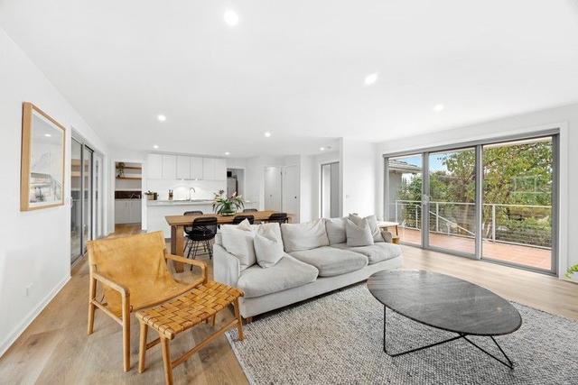 16 Cricket Street, VIC 3722