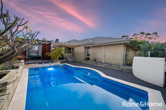 3 Badminton Cross, WA 6069