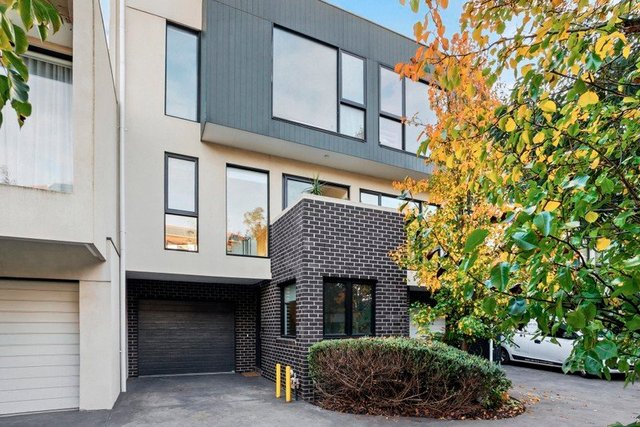 2/66 Wilson Street, VIC 3013