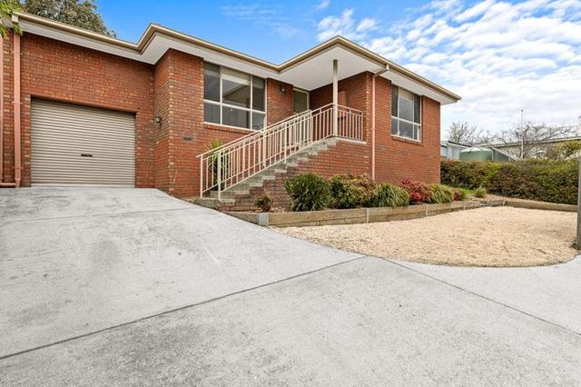 2/21 McKee Street, VIC 3350