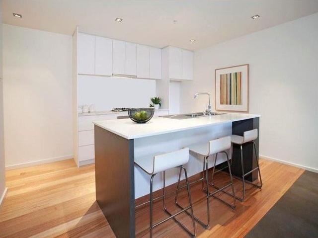 2/141 Yarra Street, VIC 3220