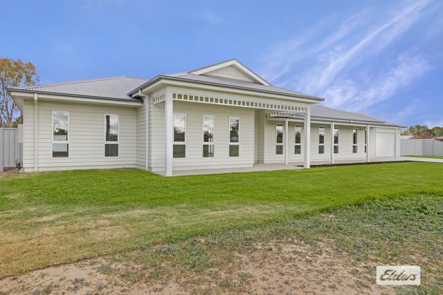 122 Pell Street, NSW 2643