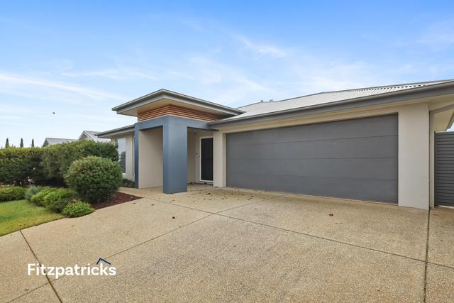 8 Wiveon Street, NSW 2650