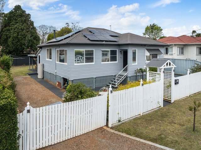 4 Monash Street, QLD 4350
