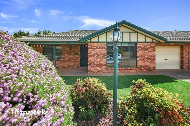 4/3 Travers Street, NSW 2650