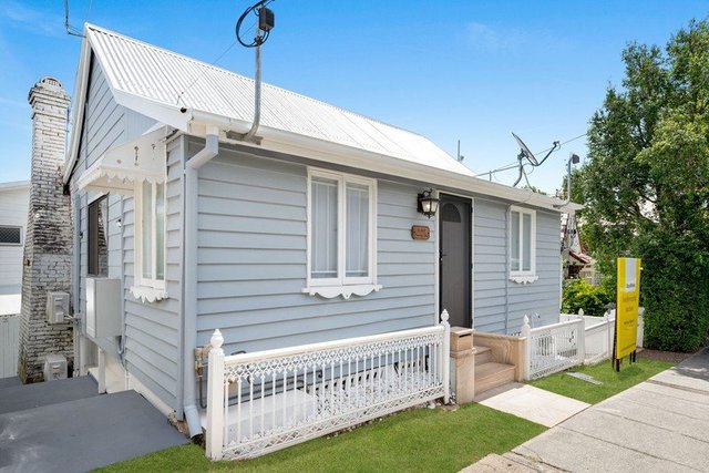 1/68 Cambridge Street, QLD 4059