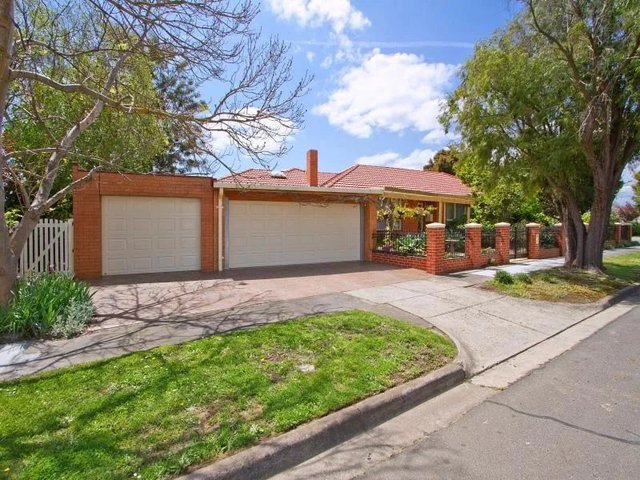 3 Swayfield Road, VIC 3149