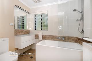 Bathroom (2017-01-17)