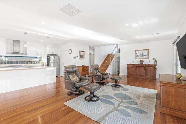 10-12 Spectacle Way, VIC 3224