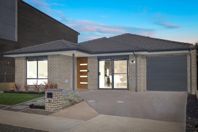 6 Yellowfin Street, ACT 2914