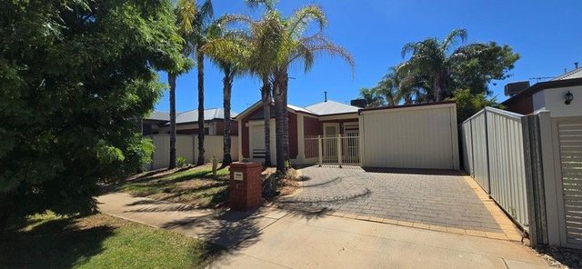 20 James Cook Drive, VIC 3500