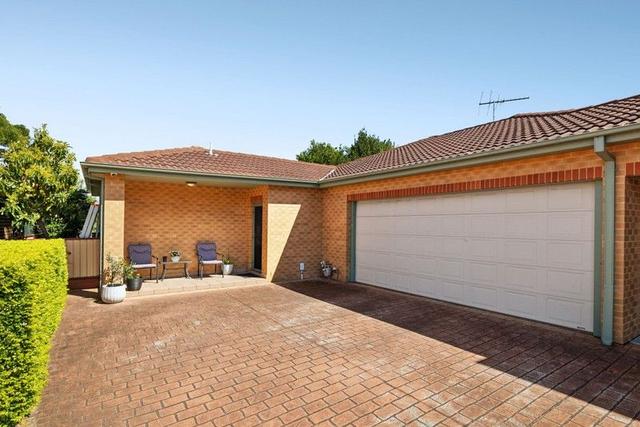 3/56 Benaroon Road, NSW 2195