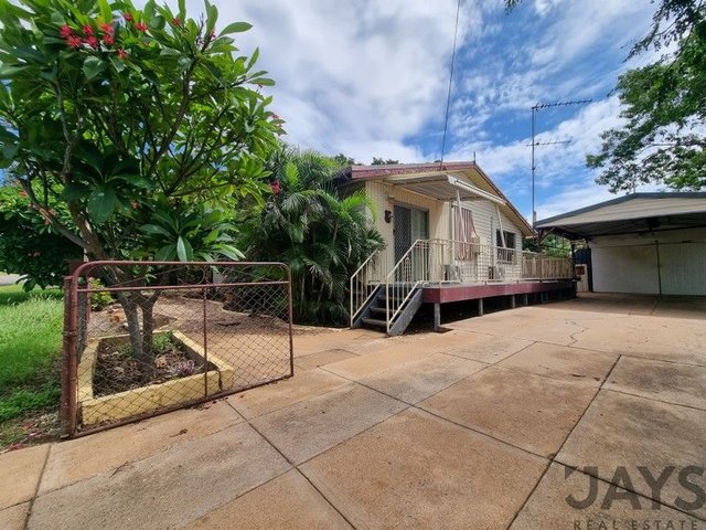 10 Hazel Street, QLD 4825