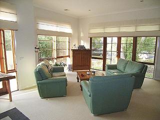 Formal lounge (2005-04-13)