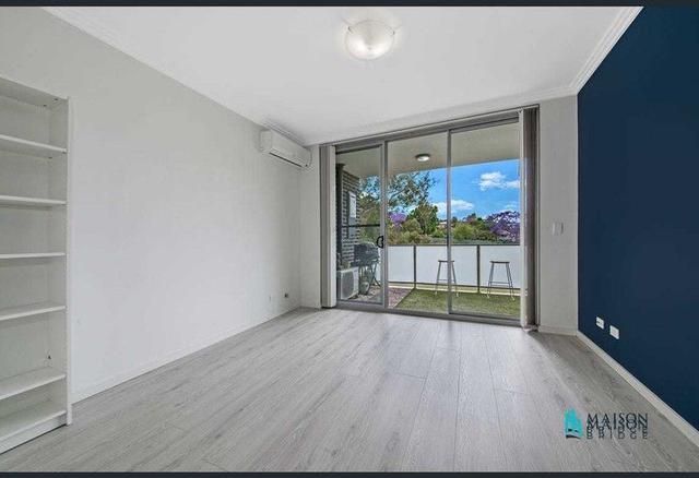 302/28-30 Burbang Crescent, NSW 2116