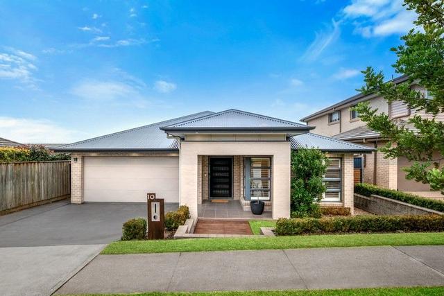 10 Buckingham Loop, NSW 2570