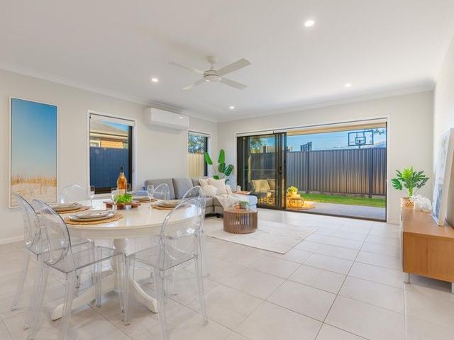 42 Cooper Cres, QLD 4280
