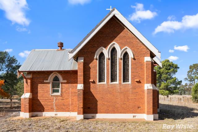 15 Wood Street, NSW 2652